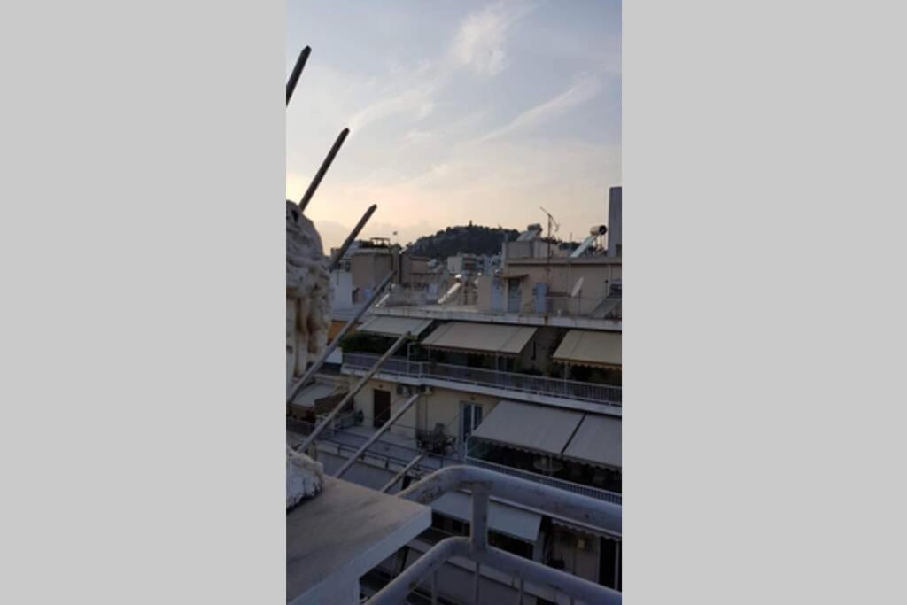 Experience A Fairytale Loft At Acropolis Apartman Athén Kültér fotó